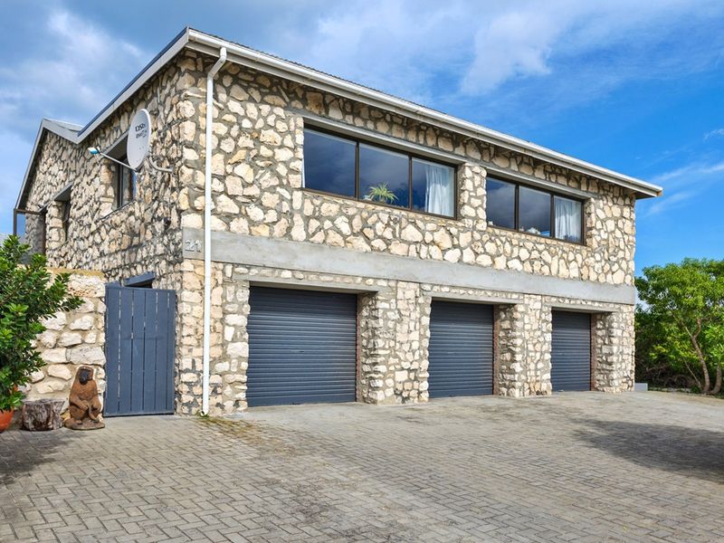 Prime Investment: Four Independent Units - Photo 3