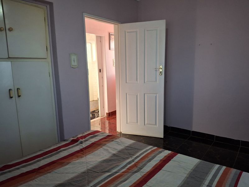 4 Bedroom Family Home - Photo 10