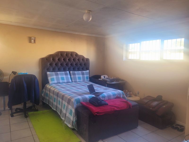 2 Bedroomed 2 bath roomed garden cottage walking distance to the beach - Photo 8