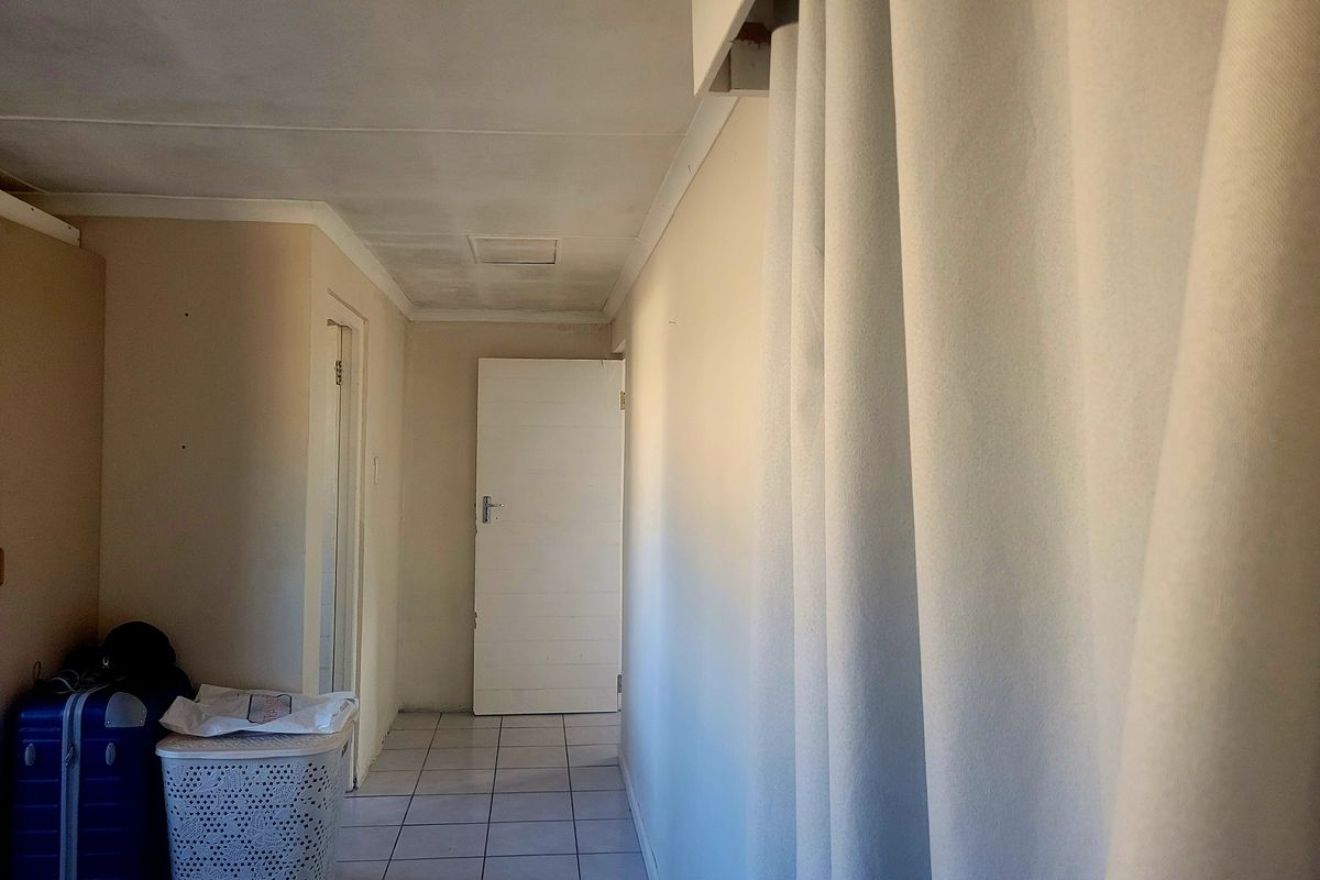 2 Bedroomed 2 bath roomed garden cottage walking distance to the beach - Photo 5