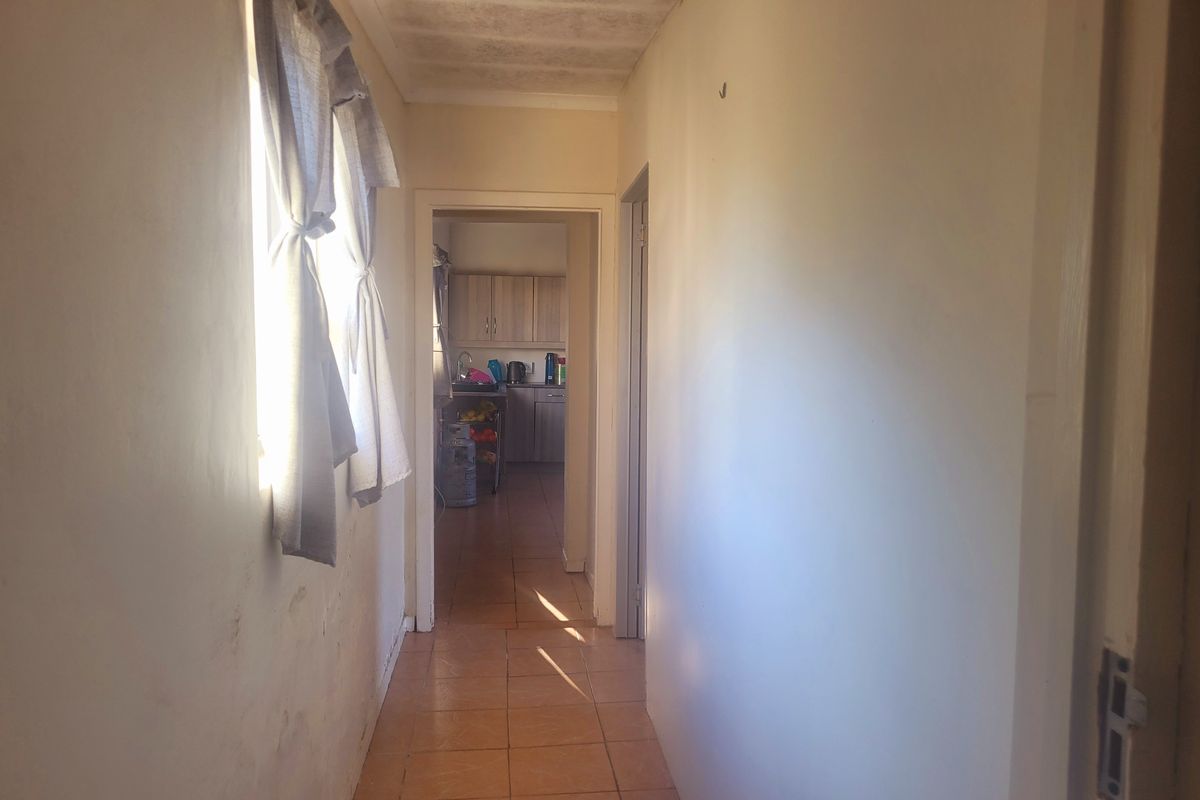 2 Bedroomed 2 bath roomed garden cottage walking distance to the beach - Photo 4