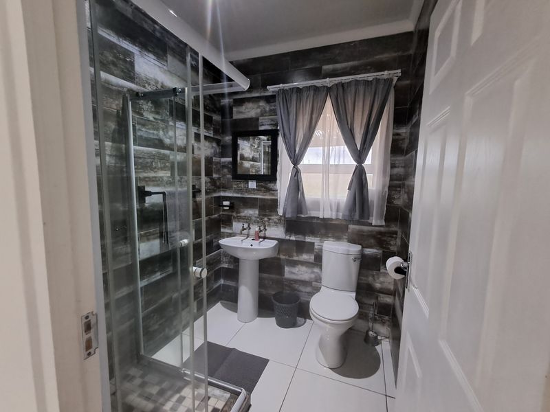 Prime Self-Catering Investment Opportunity with Excellent Returns! - Photo 7