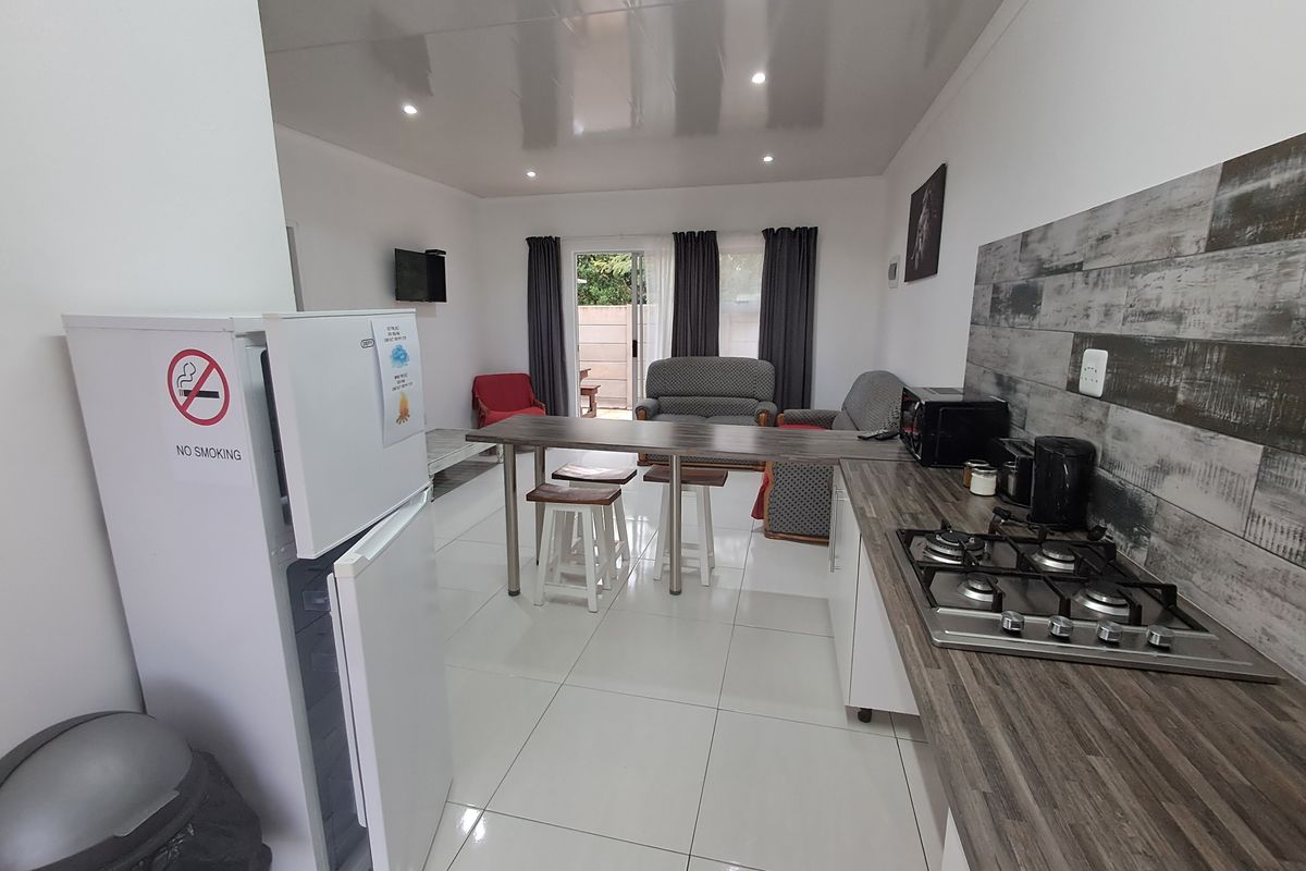 Prime Self-Catering Investment Opportunity with Excellent Returns! - Photo 4