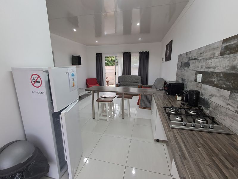 Prime Self-Catering Investment Opportunity with Excellent Returns! - Photo 4