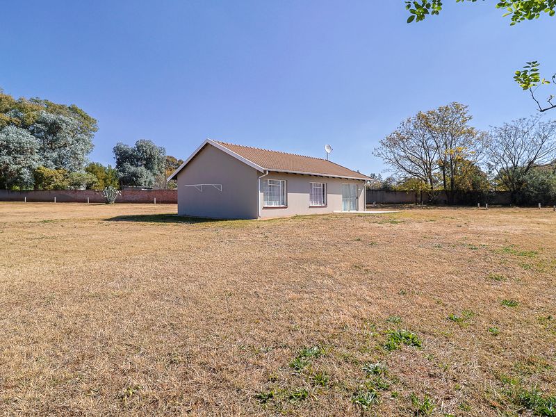 🏘️ 12+ Houses, 11+ Cottages & 13 Rental Rooms - Photo 2