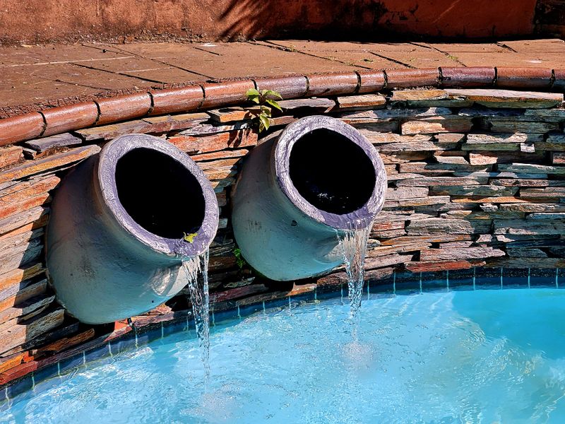 Elegant Family Home with Sea Views, Lavish Entertainment & Private Flatlet1 - Photo 3