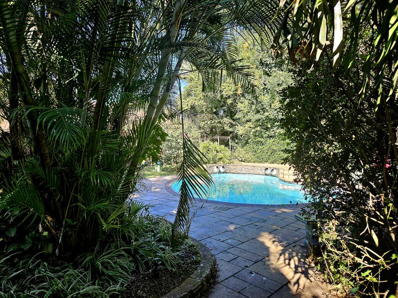 Elegant Family Home with Sea Views, Lavish Entertainment & Private Flatlet1 - Photo 2