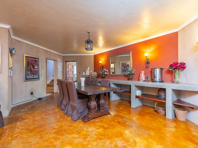 Executive 12-Bedroom Guesthouse | Modern Elegance Meets Timeless Charm - Photo 6