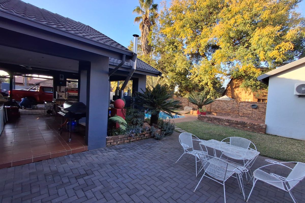 Secure Your Freehold Property Today - Photo 2