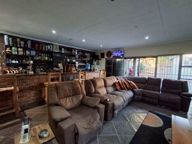 Secure Your Freehold Property Today - Photo 9