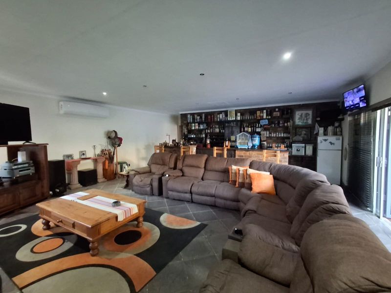 Secure Your Freehold Property Today - Photo 8