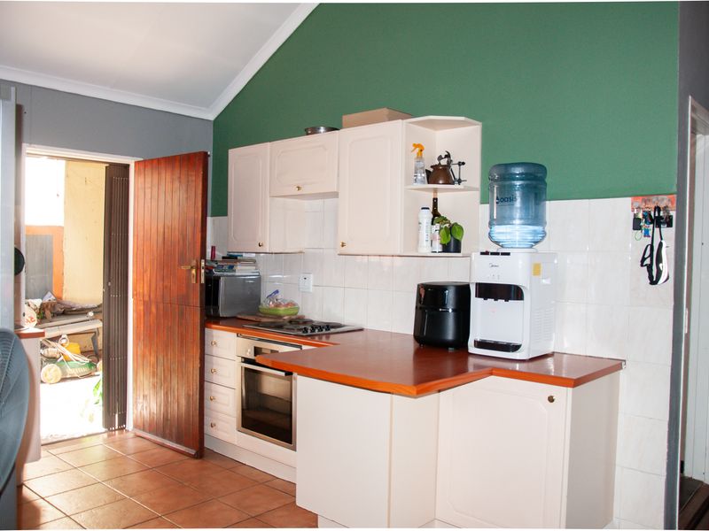 Halfway Gardens, Midrand - Popular “Kirstenbosch Estate” - Photo 10