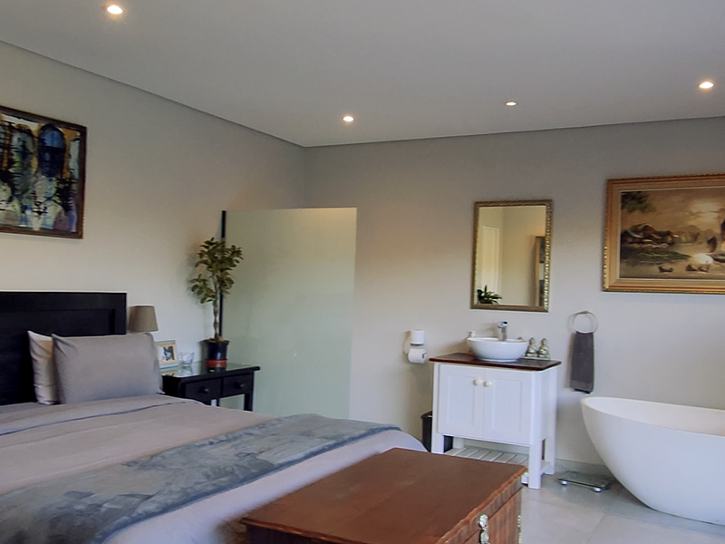 New Release – exceptional beachfront home in Fisherman's Village - Photo 8