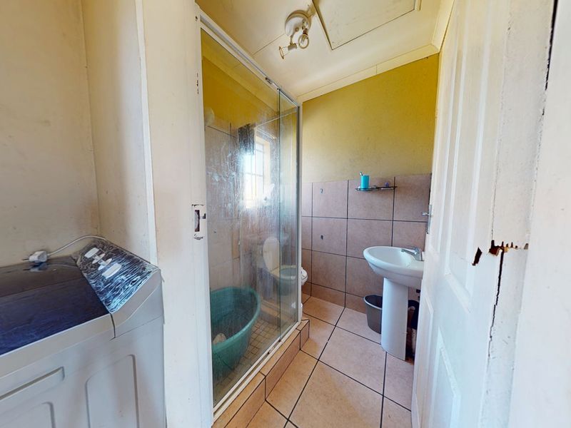 Apartment For Sale In Potchefstroom - Photo 8
