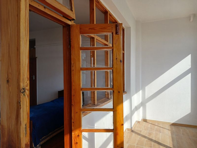 BACK ON THE MARKET - 1.5 BEDROOM - 1.5 BATHROOM - 1 LOCK-UP GARAGE - SHAREBLOCK - NORTH BEACH DURBAN - Photo 8