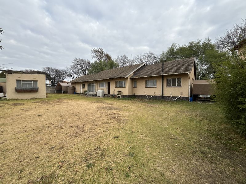 Investor’s Dream in Prime Rynfield Location – Endless Potential! - Photo 2