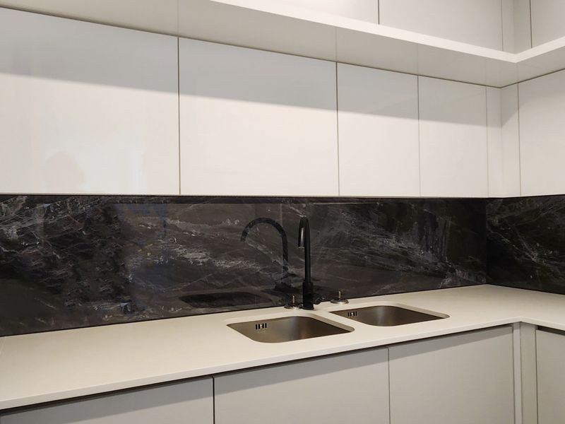 FULLY FURNISHED SIGNATURE PENTHOUSE APARTMENT IN MUNYAKA! - Photo 4