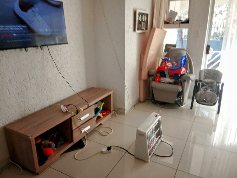 2 Bedroom for sale in Winchester. - Photo 5