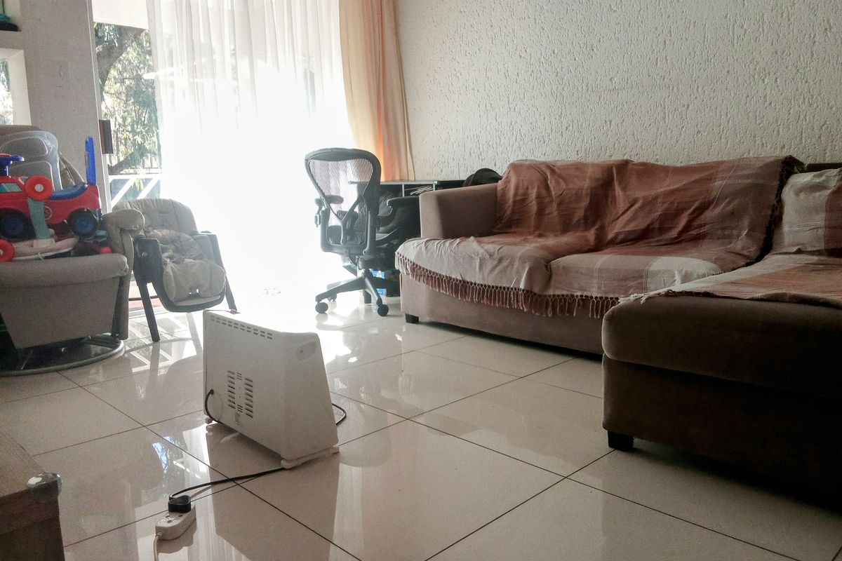 2 Bedroom for sale in Winchester. - Photo 4