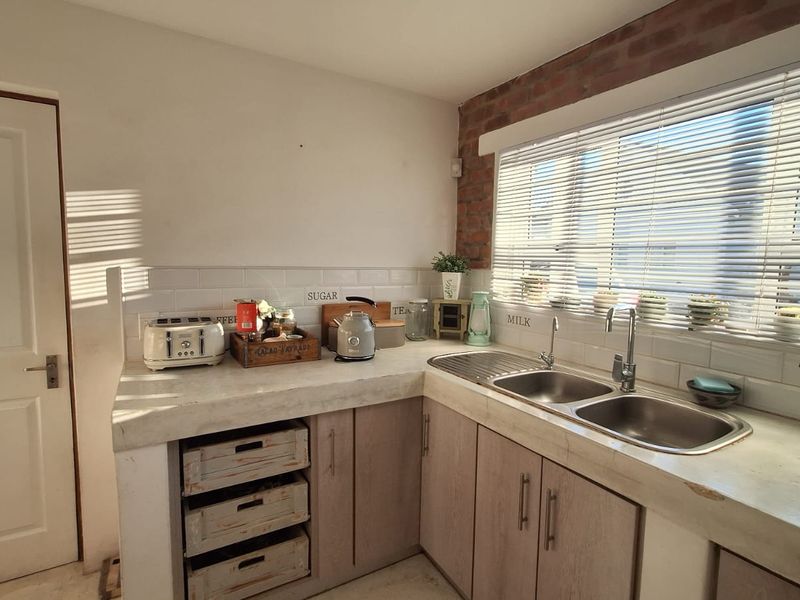 Modern Heritage with Unrivaled River & Sea Views - Photo 7