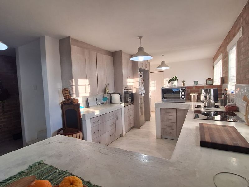 Modern Heritage with Unrivaled River & Sea Views - Photo 4