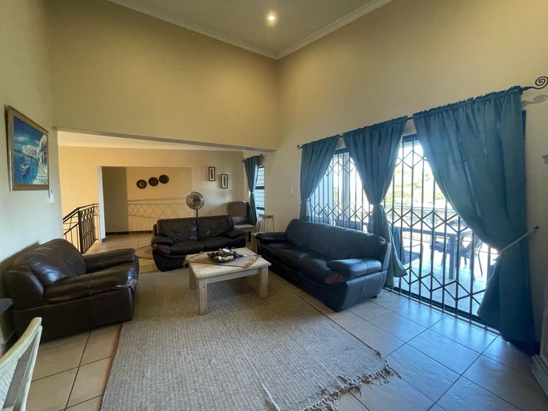 Exclusive Investment Opportunity – Fractional Ownership in Zinkwazi Beach Home - Photo 9