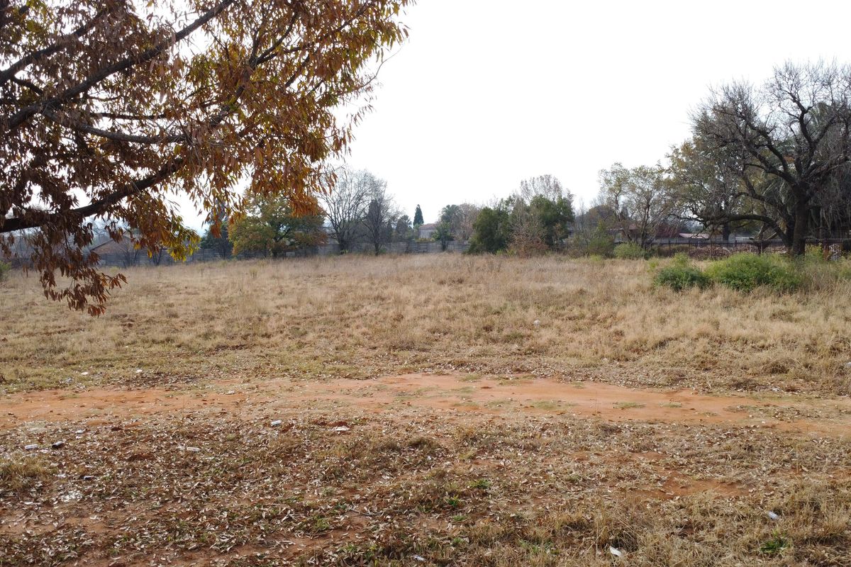 Prime Development Opportunity in Raslouw, Centurion – Just Under 1 Hectare! - Photo 4