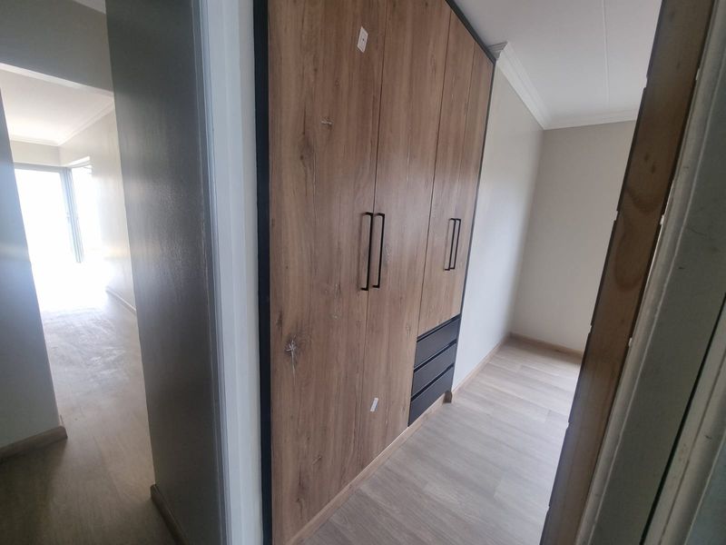 Last Stand Available in an Upmarket Complex – Secunda - Photo 6