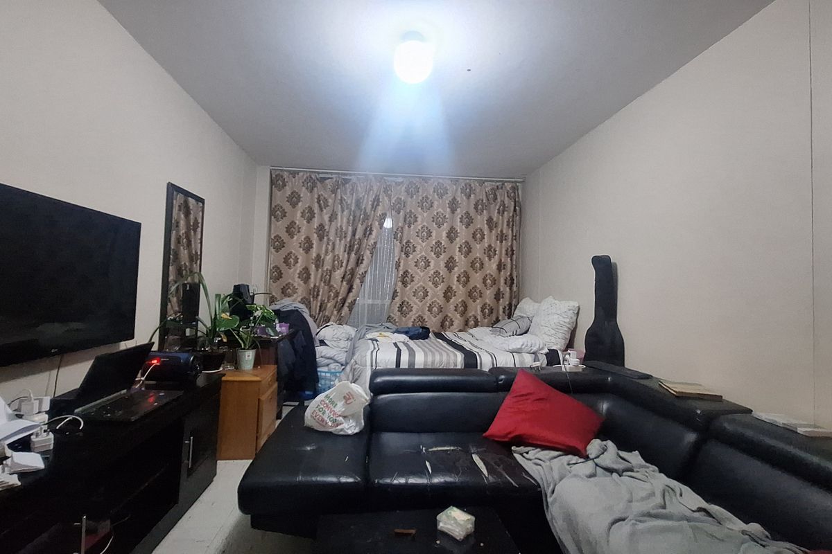 - A Steal of a Deal — Because You Deserve Space - Photo 3