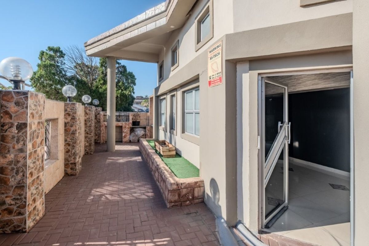 Well-maintained home that's an ideal starter property - Photo 5