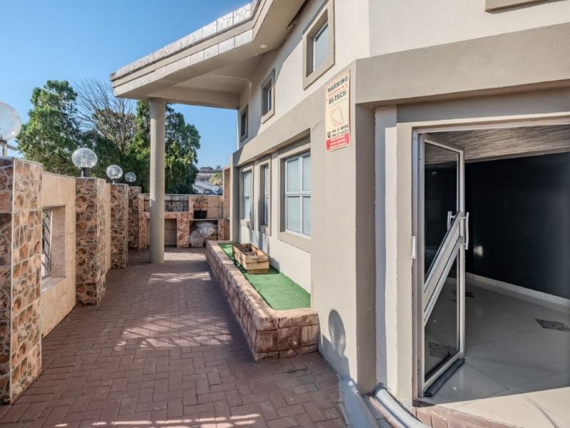 Well-maintained home that's an ideal starter property - Photo 5