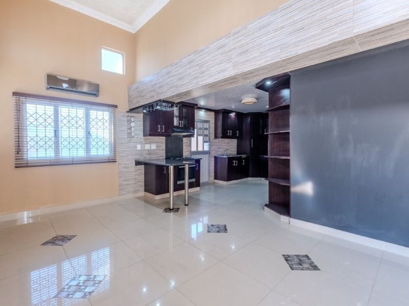 Well-maintained home that's an ideal starter property - Photo 7