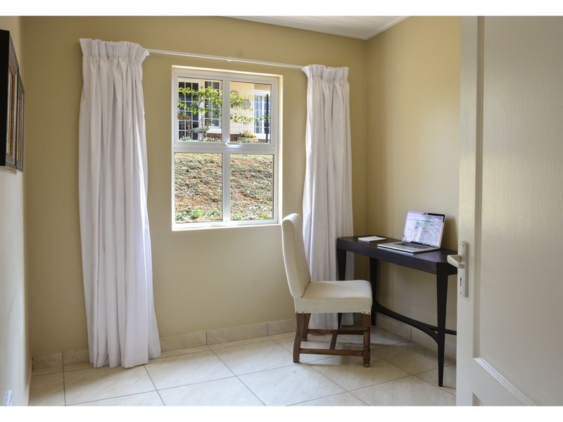 Modern Comfort & Convenience in a in Secure Estate - Photo 9