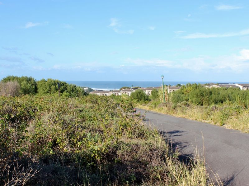Level Plot in a Quiet Cul-de-Sac in Emerald Heights, Port Alfred - Photo 3