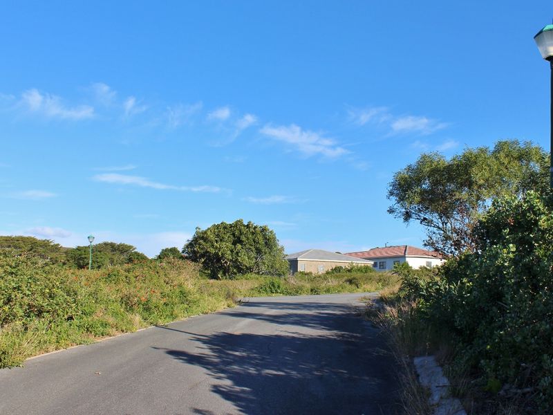 Expansive Plot with Sea Views in a Popular Suburb in Port Alfred - Photo 3