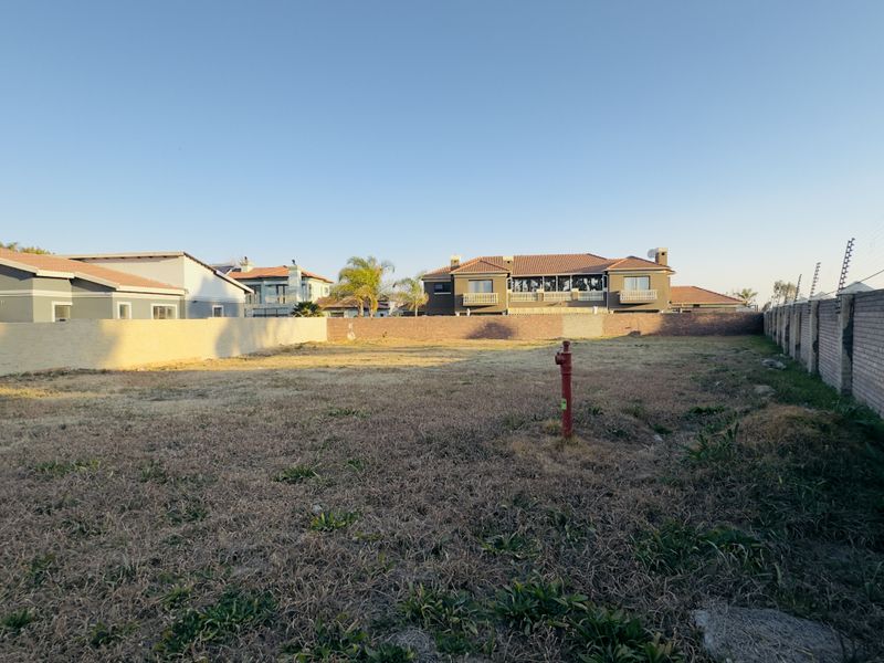 Vacant Land for Sale in Secure Helderwyk Estate - Photo 4