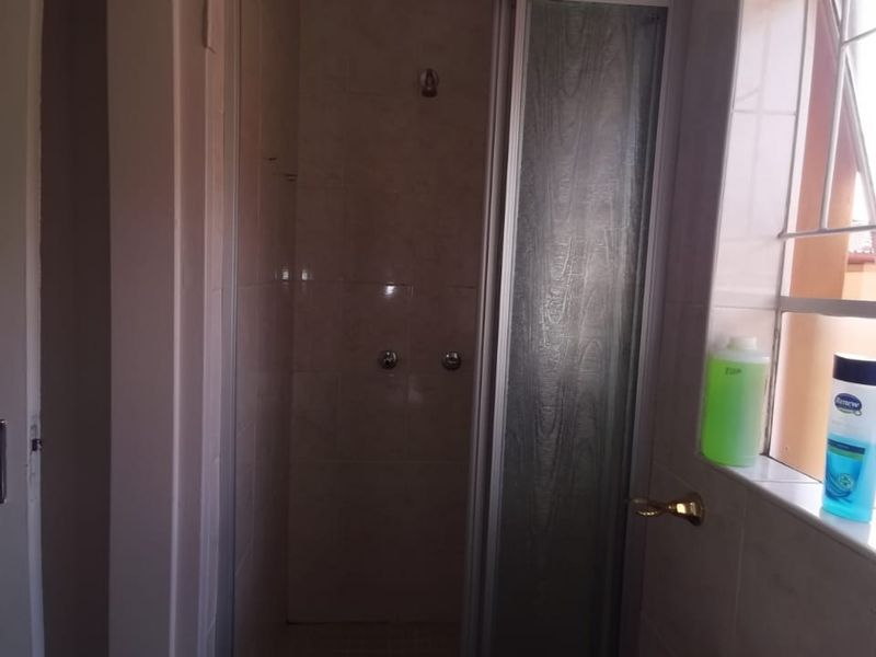 Modern Comfort Meets Serene Living: Stunning Sectional Title for Sale in Vanderbijlpark CE 2 - Photo 10