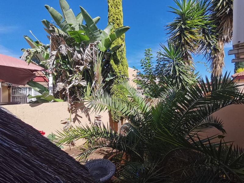 Modern Comfort Meets Serene Living: Stunning Sectional Title for Sale in Vanderbijlpark CE 2 - Photo 4