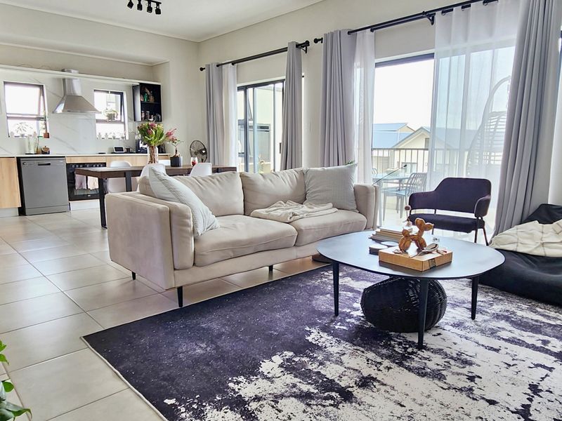 Located within the prestigious Munyaka Waterfall complex! - Photo 2