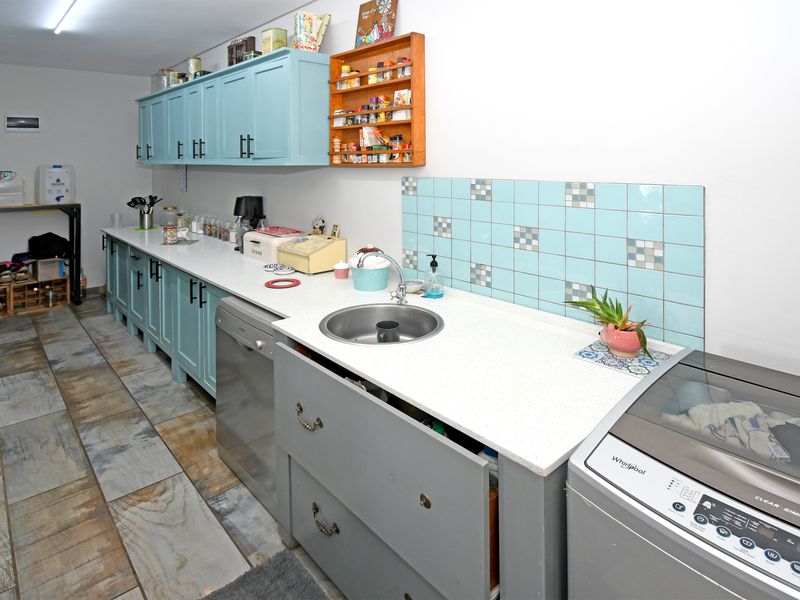 Three-bedroom house for sale in Gerardsville - Photo 5