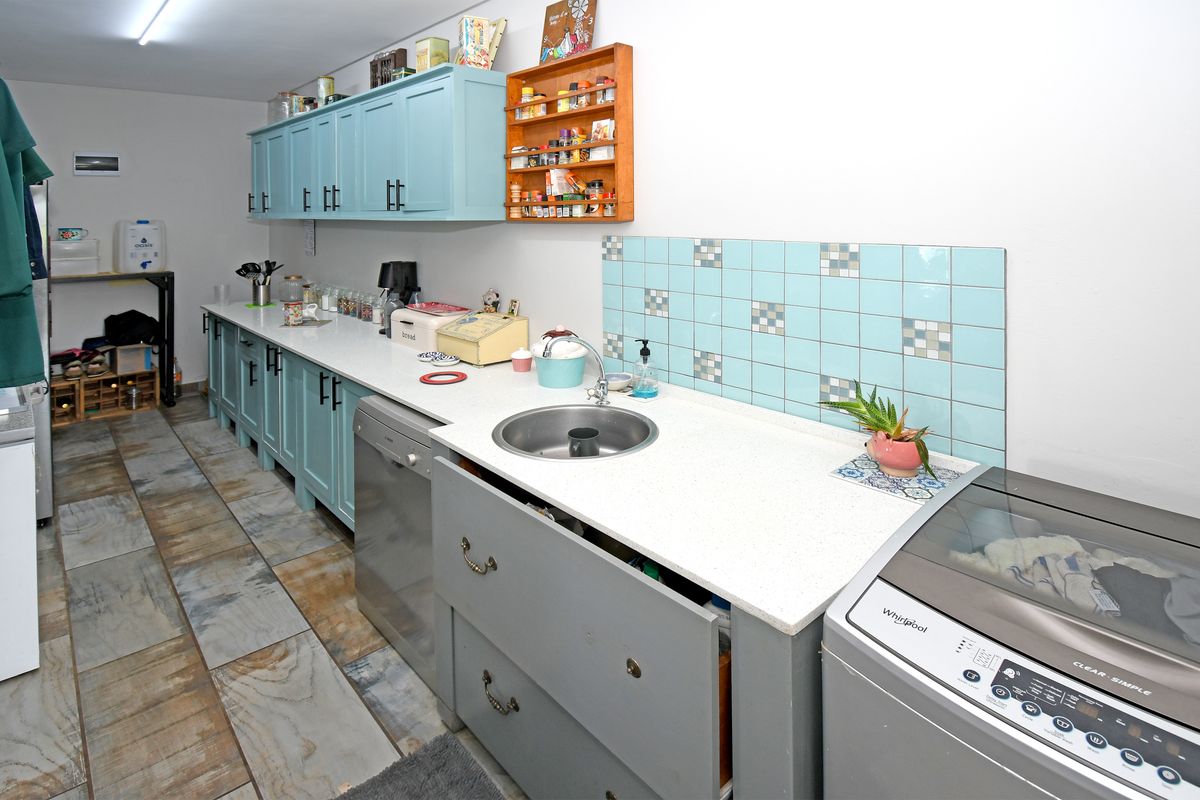 Three-bedroom house for sale in Gerardsville - Photo 5