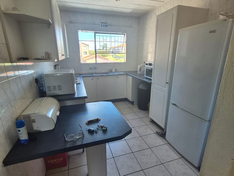 3 Bedroom Apartment for Sale with River Views - Edge on the Vaal - Photo 8