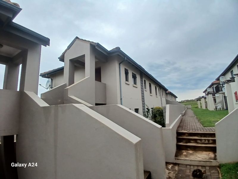 Spacious 2-Bedroom Apartment in Umlele Terraces - Photo 4