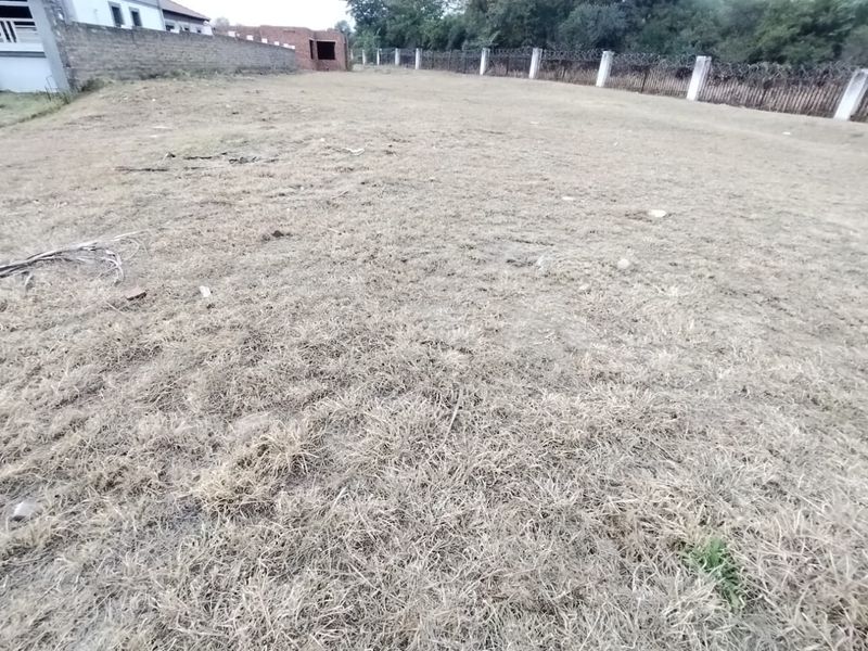 Prime 460m2 vacant land for sale in Brits Central—perfect for your dream home or investment opportu - Photo 8