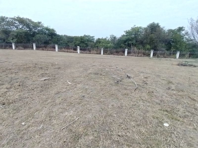 Prime 460m2 vacant land for sale in Brits Central—perfect for your dream home or investment opportu - Photo 5