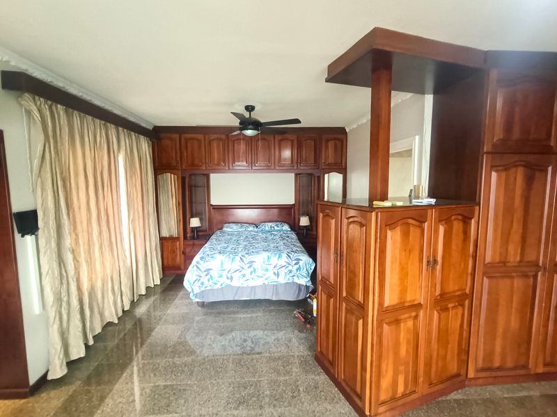 Luxurious Waterfront Living in Mzingazi - Photo 8