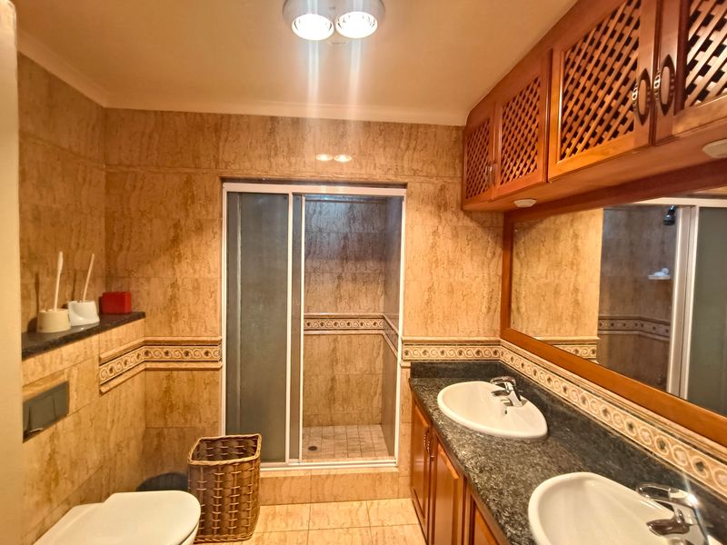 Luxurious Waterfront Living in Mzingazi - Photo 5