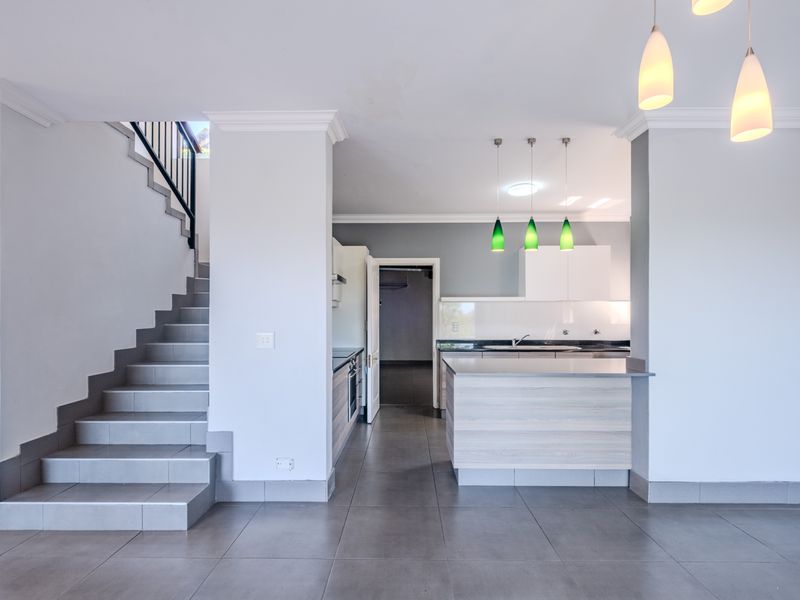 Freestanding Duplex in Secure Estate with Sweeping Sea and Valley Views - Photo 6