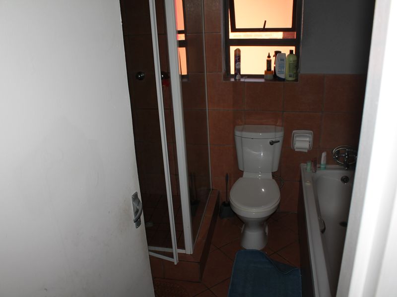 Stunning 2-bedroom sectional title for sale in Albertsdal, Alberton—modern living awaits you! - Photo 10