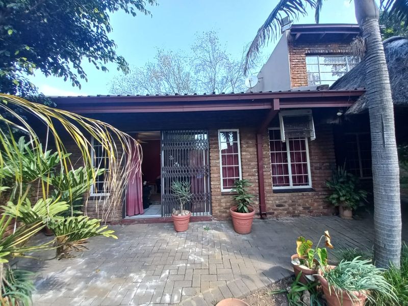 Spacious Family Home with Excellent Potential - Photo 2